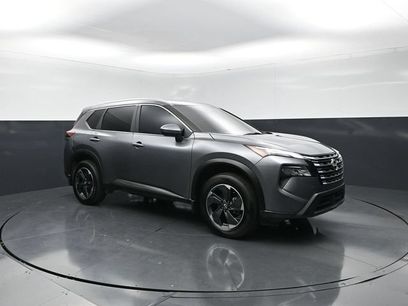 Used 2024 Nissan Rogue SV w/ SV Premium Package