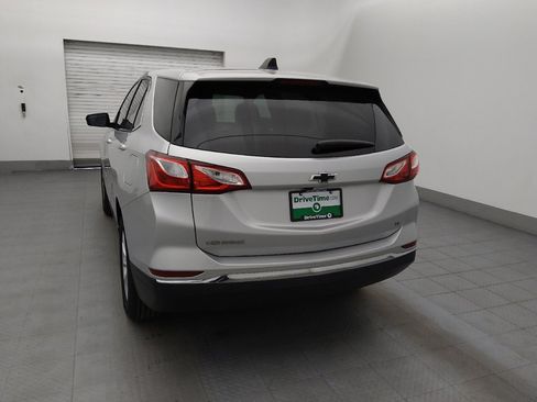 Used 2020 Chevrolet Equinox LT w/ Driver Convenience Package image 6