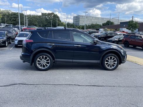 Used 2017 Toyota RAV4 Limited w/ All Weather Liner Package AWD/4WD image 7