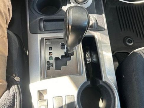Used 2015 Toyota 4Runner SR5 image 10