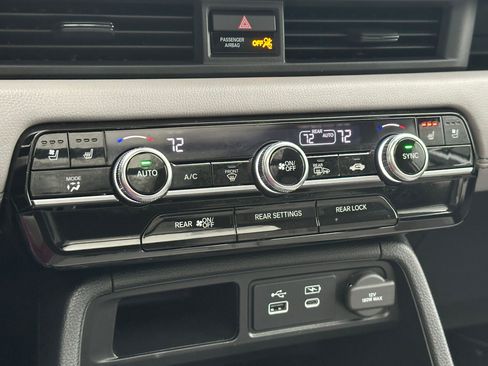 Used 2024 Honda Pilot Elite image 28