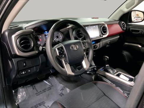 Used 2023 Toyota Tacoma SR5 AWD/4WD image 18