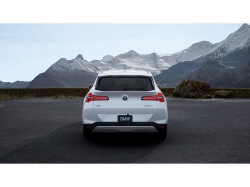 New 2026 BMW X3 xDrive30 image 5