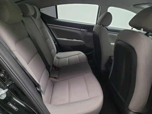 Used 2018 Hyundai Elantra SEL FWD image 19