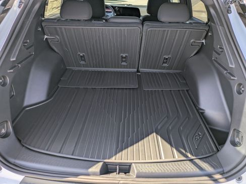 Used 2026 Chevrolet Equinox EV LT image 26