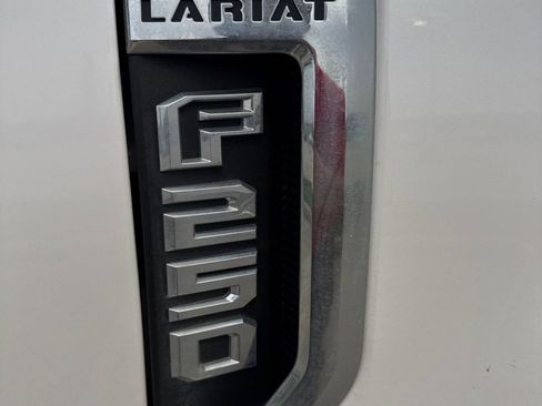 Used 2019 Ford F250 Lariat w/ Chrome Package AWD/4WD image 9