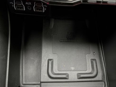 Used 2022 Dodge Durango R/T w/ Blacktop Package image 16