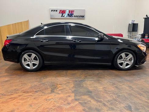Used 2018 Mercedes-Benz CLA 250 4MATIC image 9