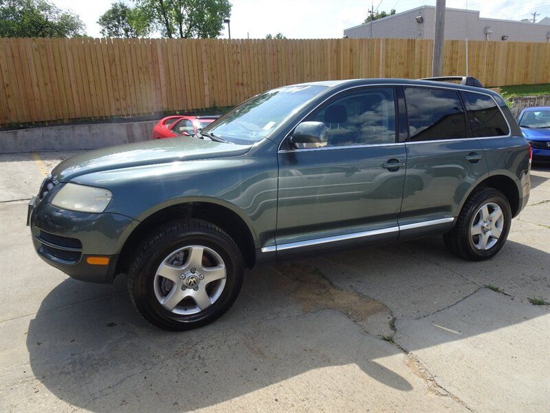Used 2004 Volkswagen Touareg V6 AWD/4WD image 4