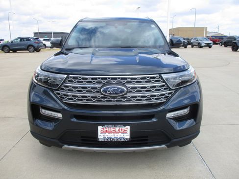 Used 2024 Ford Explorer Limited w/ Limited Technology Package AWD/4WD image 11