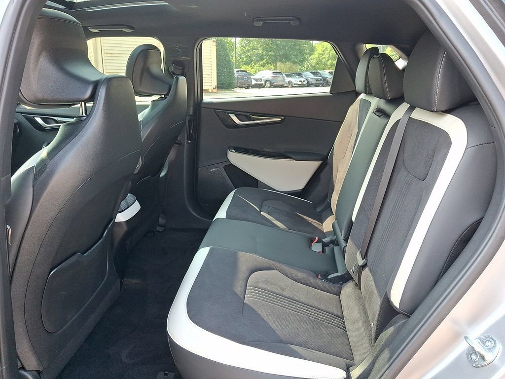 Used 2024 Kia EV6 GT-Line AWD/4WD image 10