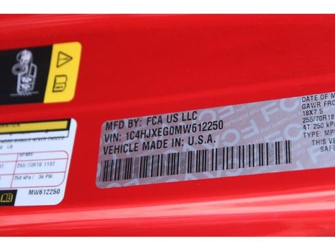 Used 2021 Jeep Wrangler Unlimited Sahara image 22