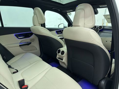 New 2026 Mercedes-Benz GLC 300 image 25