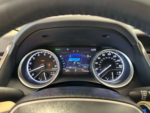 Used 2024 Toyota Camry XLE image 22