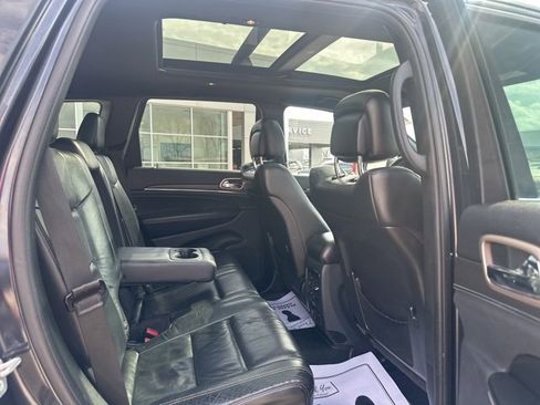 Used 2016 Jeep Grand Cherokee Limited w/ Luxury Group II image 15