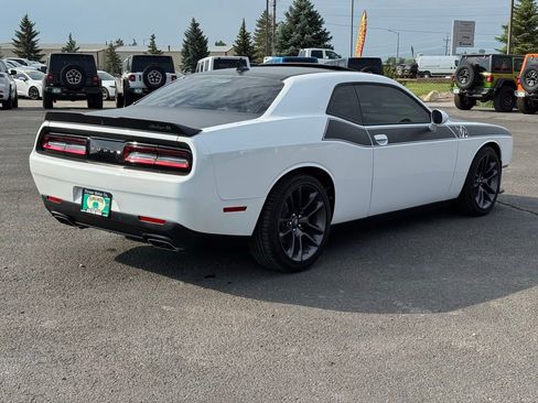 Used 2023 Dodge Challenger R/T w/ T/A Package image 7