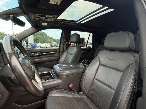 Used 2021 GMC Yukon Denali w/ Denali Premium Package AWD/4WD image 56