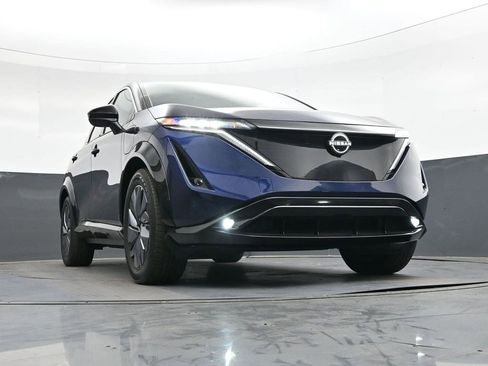 Used 2023 Nissan Ariya FWD image 46