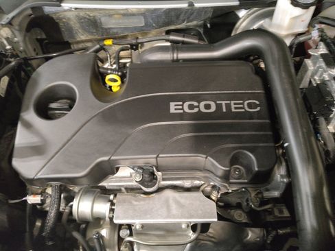 Used 2022 GMC Terrain SLE w/ Driver Convenience Package image 30