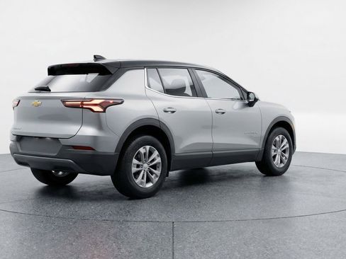 Used 2025 Chevrolet Equinox LT image 9