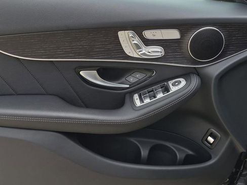 Certified 2022 Mercedes-Benz GLC 300 4MATIC image 16