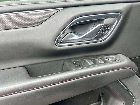 Used 2022 Chevrolet Tahoe RST image 17