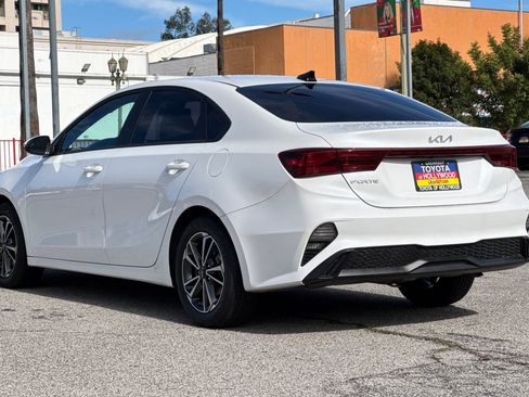 Used 2023 Kia Forte LXS w/ LXS Technology Package image 6