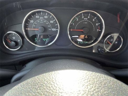 Used 2018 Jeep Wrangler Sport image 5