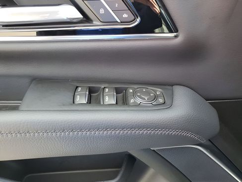 Certified 2025 GMC Yukon XL Denali image 28