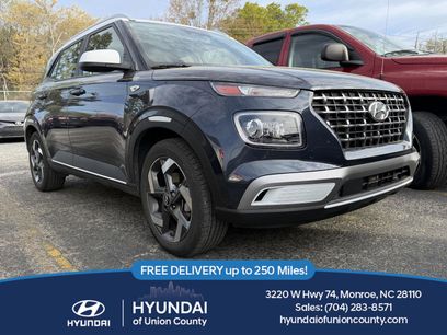 Used 2023 Hyundai Venue Limited w/ Cargo Package
