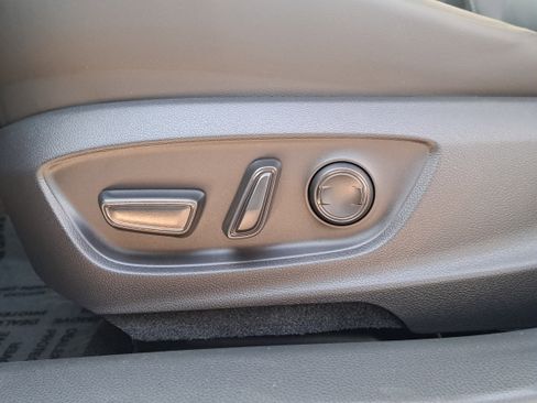 New 2026 Toyota Prius XLE image 12