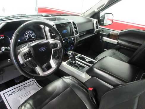 Used 2017 Ford F150 Lariat image 15