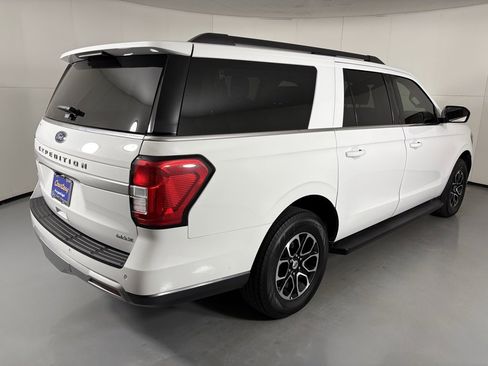 Used 2024 Ford Expedition Max XLT image 8