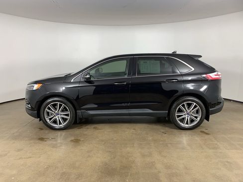 Used 2020 Ford Edge Titanium w/ Equipment Group 301A image 16