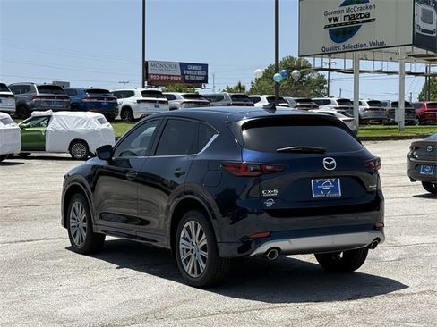 New 2025 MAZDA CX-5 Signature image 6