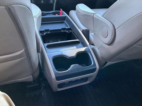 Used 2022 Honda Odyssey Touring image 25