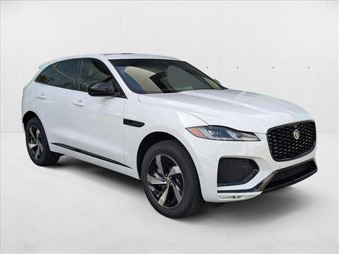 New 2026 Jaguar F-PACE R-Dynamic S image 6