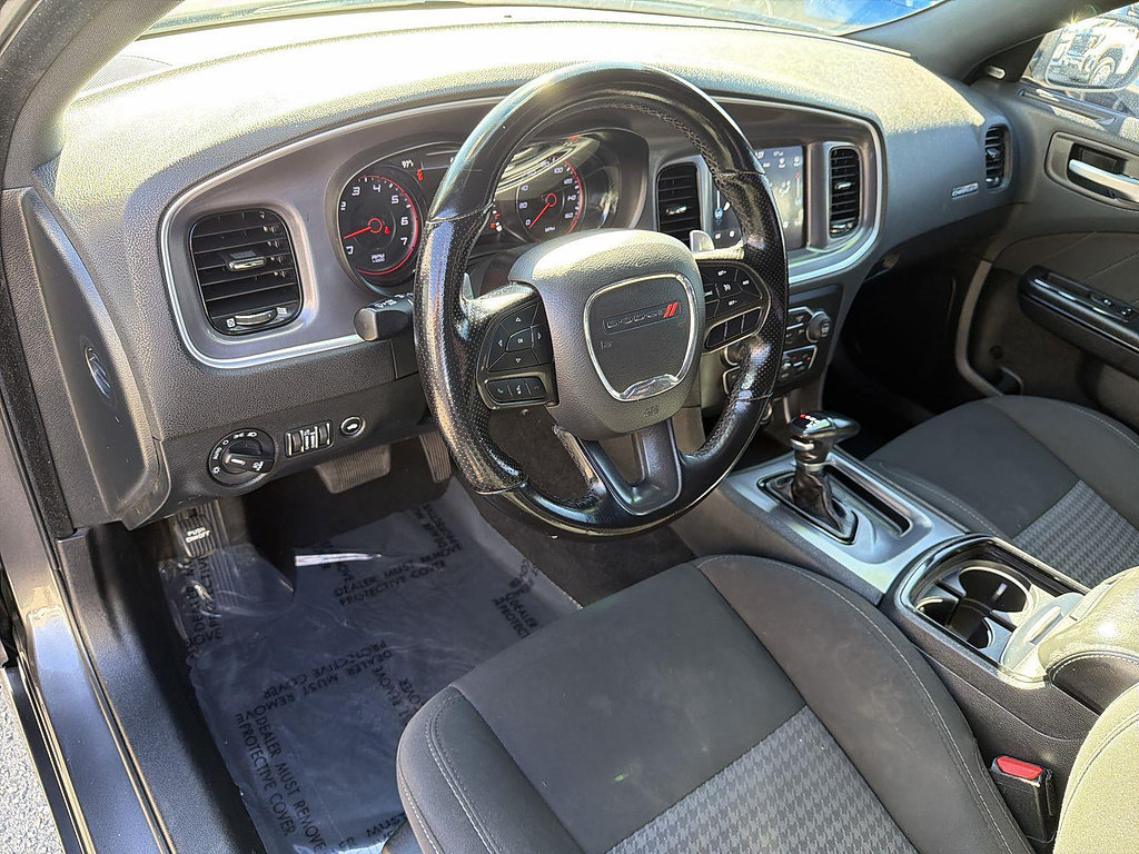 Used 2020 Dodge Charger R/T w/ Driver Convenience Group RWD image 9