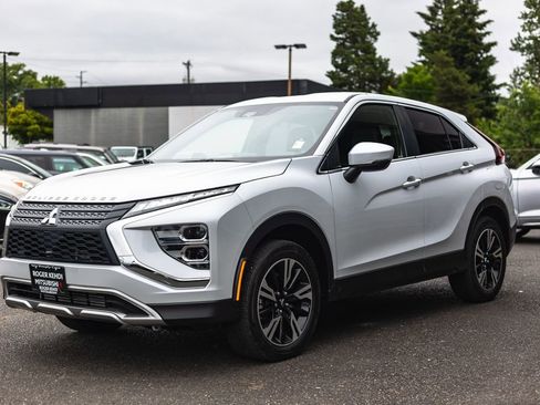 Used 2024 Mitsubishi Eclipse Cross SE AWD/4WD image 4