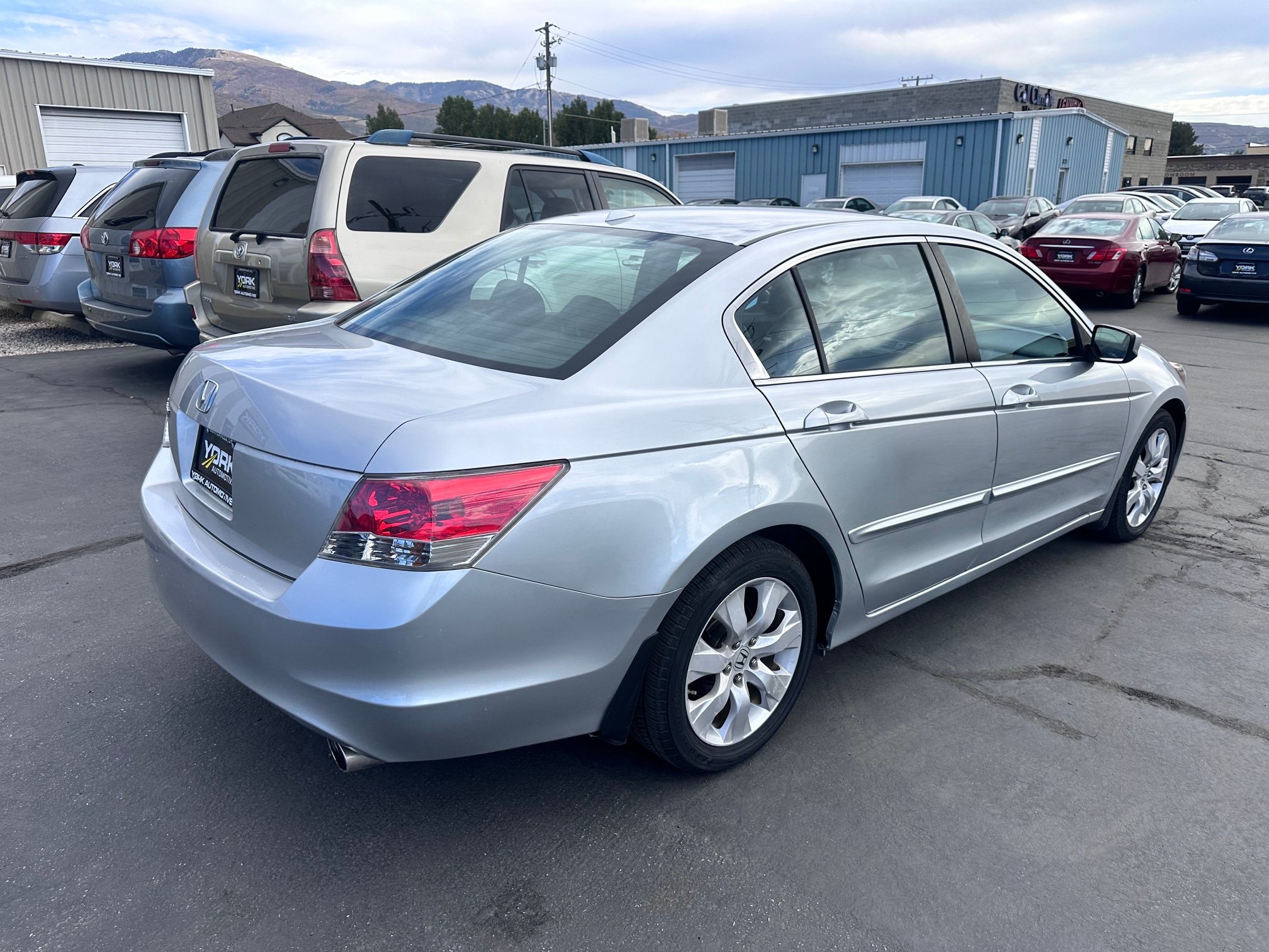 Used 2009 Honda Accord EX-L image 3