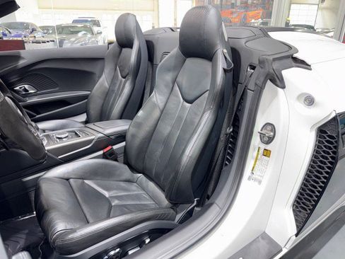 Used 2020 Audi R8 V10 w/ 20" Wheel Package image 55