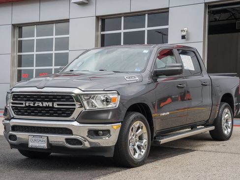 Used 2022 RAM 1500 Big Horn AWD/4WD image 3