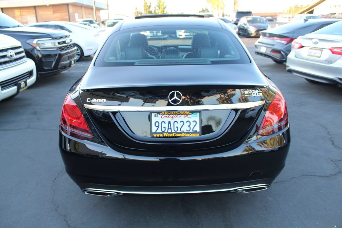 Used 2019 Mercedes-Benz C 300 Sedan image 6