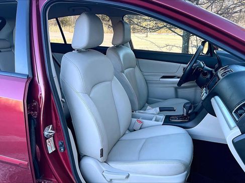 Used 2015 Subaru Crosstrek 2.0i Limited image 7