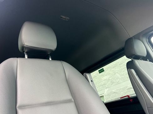 Used 2024 Mercedes-Benz Sprinter 2500 image 17