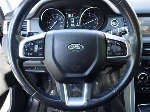 Used 2019 Land Rover Discovery Sport HSE AWD/4WD image 16