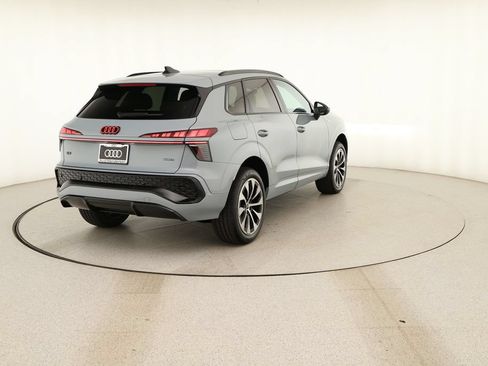 New 2026 Audi Q3 quattro 2.0T AWD/4WD image 6