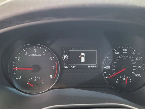 Used 2018 Kia Sportage SX image 9