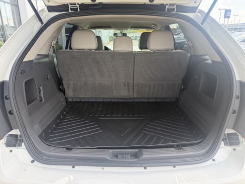Used 2013 Ford Edge SEL FWD image 11