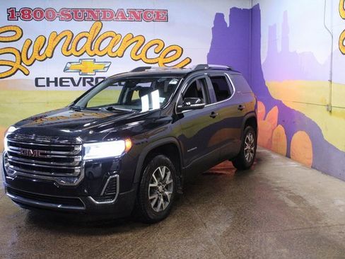 Used 2022 GMC Acadia SLE image 2